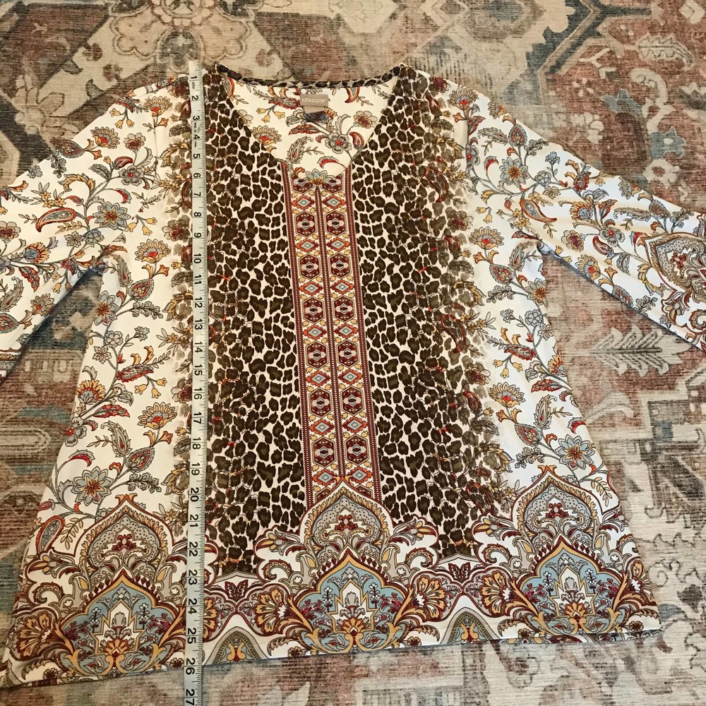 SOLD Chico’s floral leopard blouse size 1 medium - Picture 3 of 6